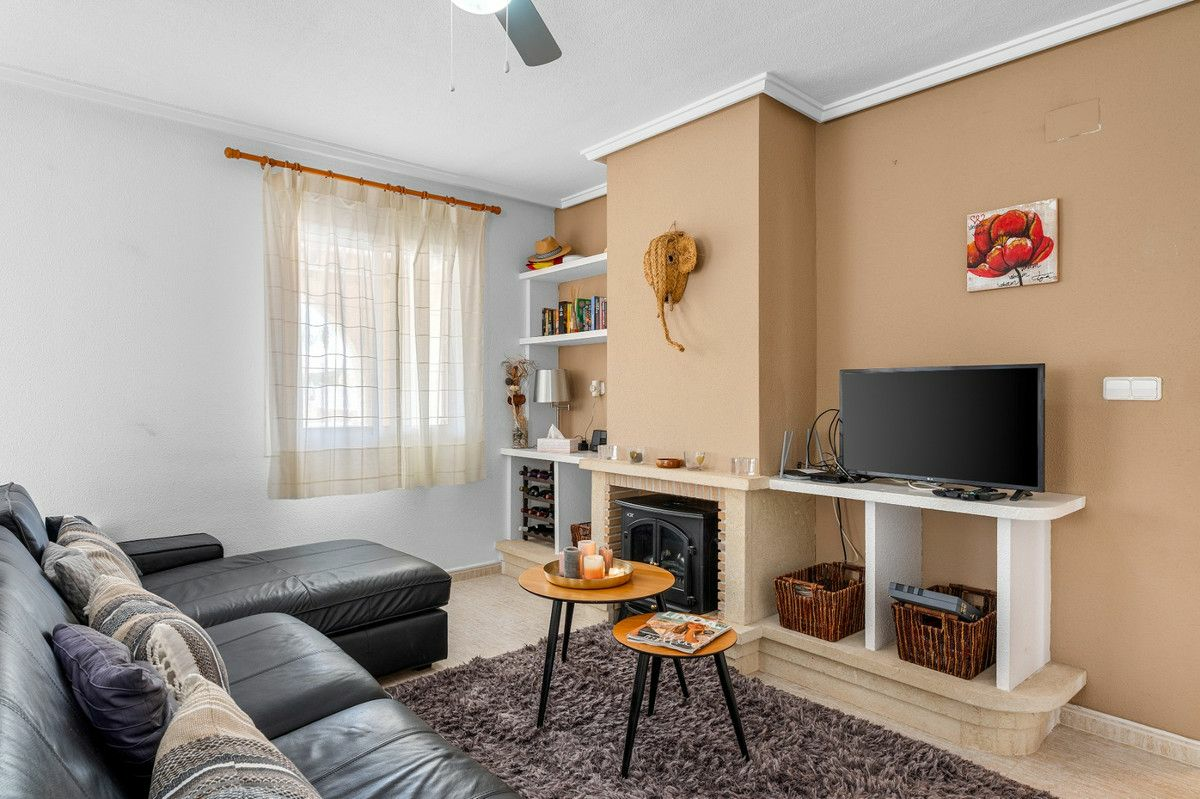 3-bedroom Villa In Gran Alacant, Spain (195 M²)
