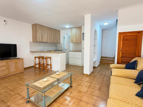 3-bedroom Apartment In Orihuela Costa, Spain (68 M²)