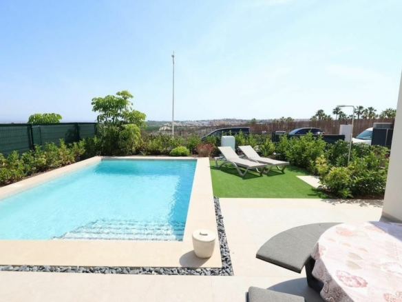 3-bedroom Villa In Algorfa, Spain (134 M²)