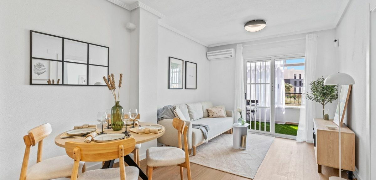 2-bedroom Apartment In Daya Nueva, Spain (68 M²)