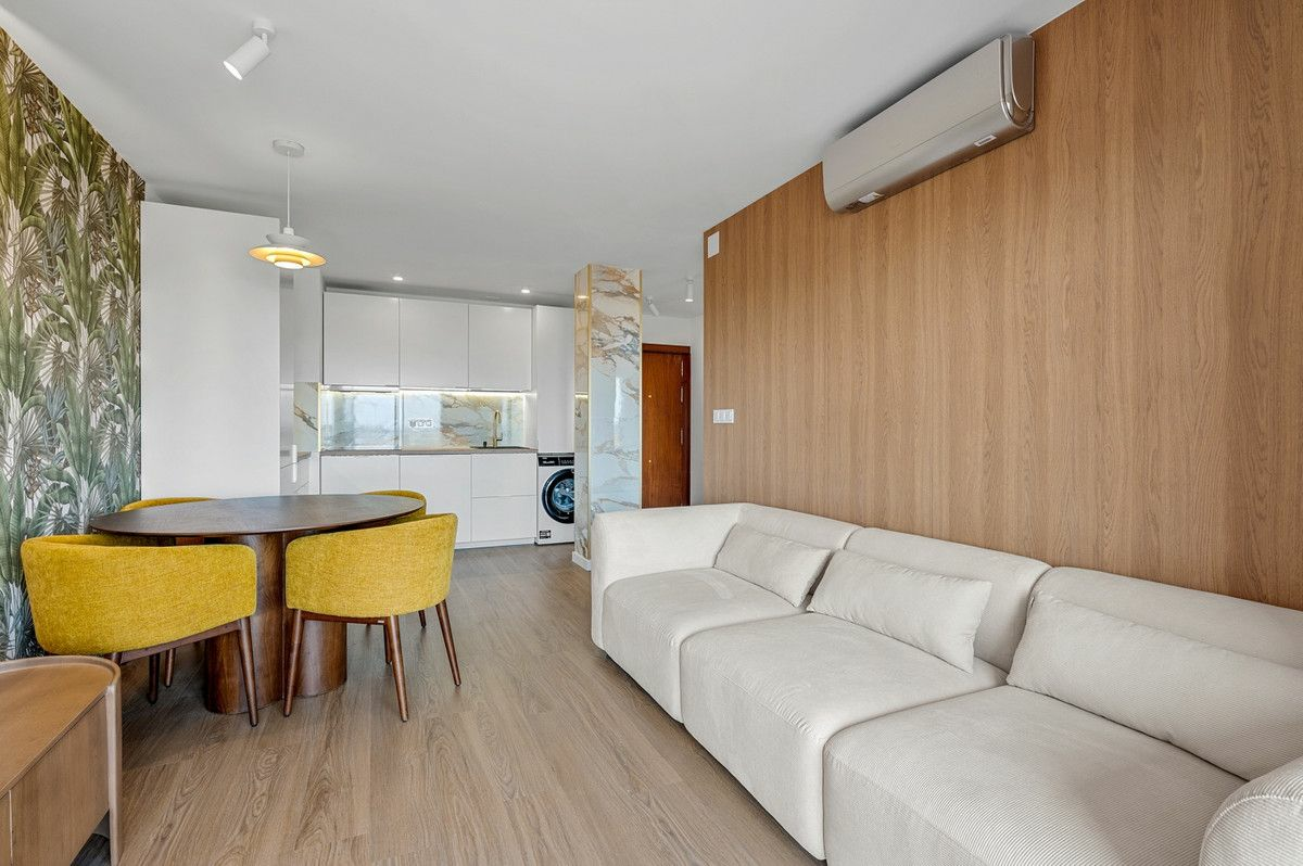 2-bedroom Apartment In Orihuela Costa, Spain (66 M²)