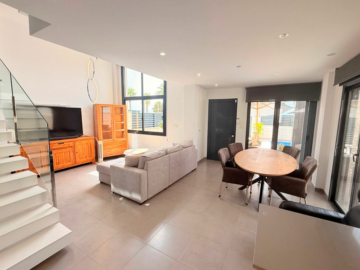 3-bedroom Villa In Rojales, Spain (106 M²)