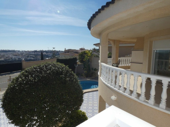 4-bedroom Villa In Rojales, Spain (150 M²)