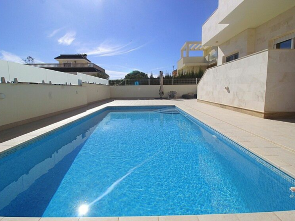 5-bedroom Villa In Orihuela Costa, Spain (306 M²)