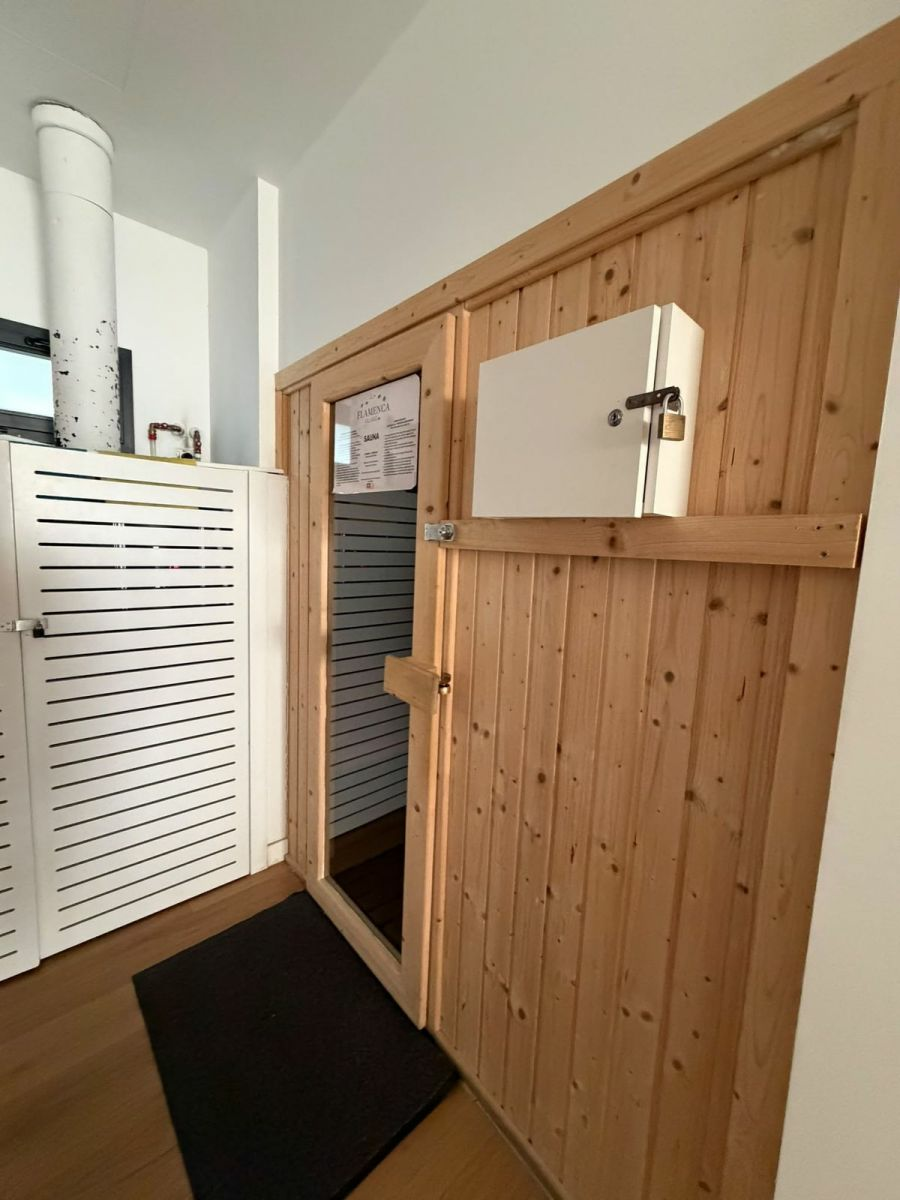 2-4-f31c3c 2-bedroom Apartment In Orihuela Costa, Spain (88 M²)