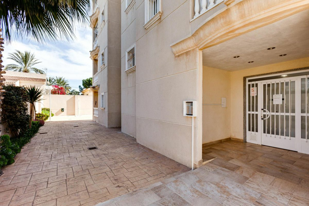 2-bedroom Apartment In Torrevieja, Spain (57 M²)