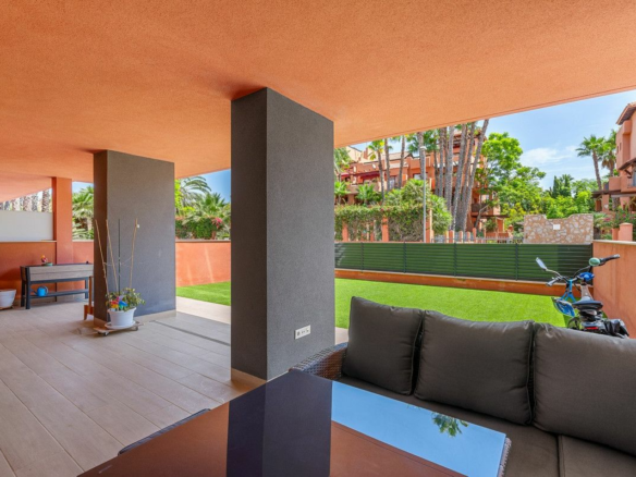 2-bedroom Apartment In Orihuela Costa, Spain (87 M²)