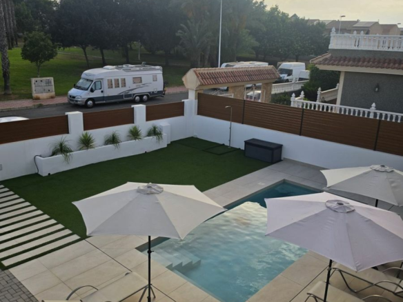 4-bedroom Villa In Torrevieja, Spain (188 M²)