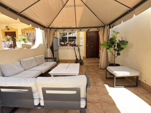 3-bedroom House In Orihuela Costa, Spain (80 M²)