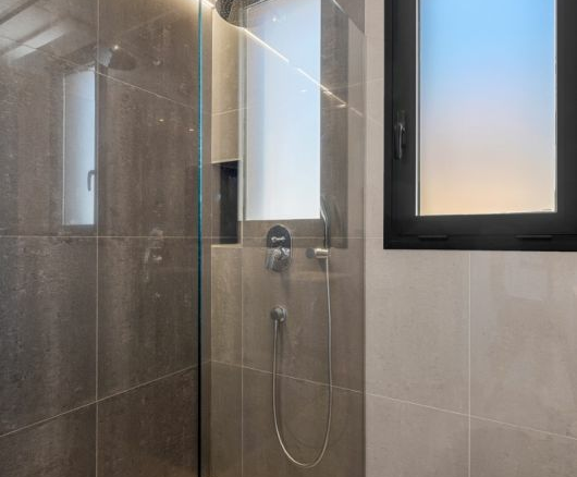 4-bedroom Villa In Guardamar Del Segura, Spain (194 M²)