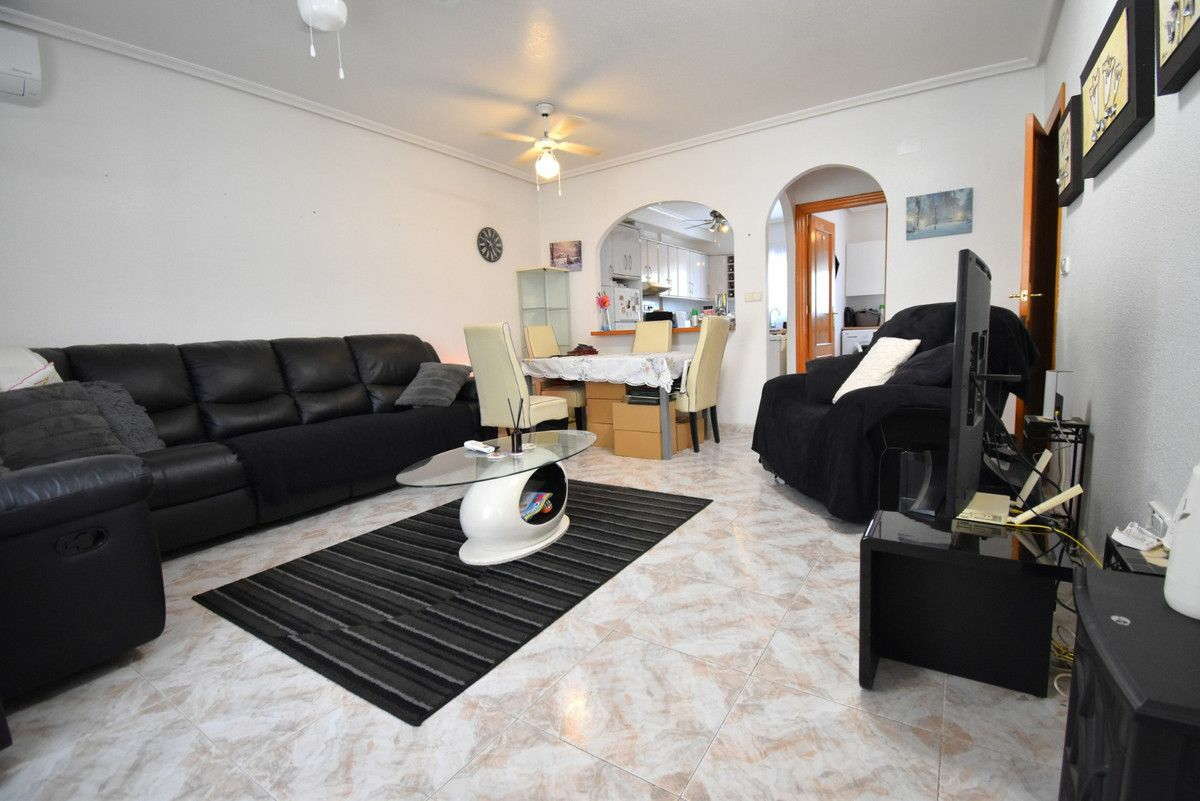 4-bedroom House In Orihuela Costa, Spain (167 M²)