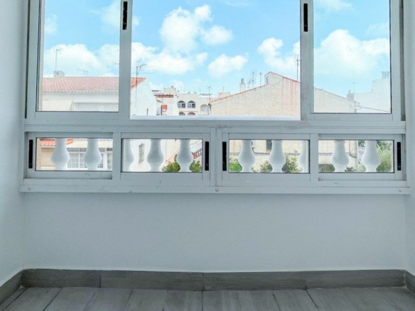 2-bedroom Apartment In Torrevieja, Spain (68 M²)