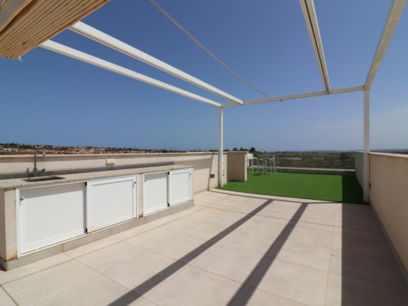 4-bedroom Villa In Benijofar, Spain (319 M²)