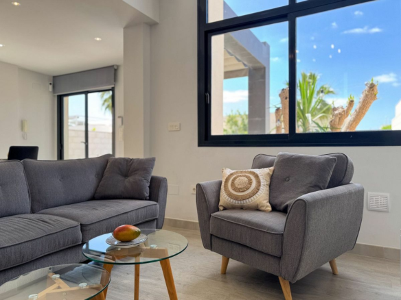 3-bedroom Villa In Rojales, Spain (104 M²)