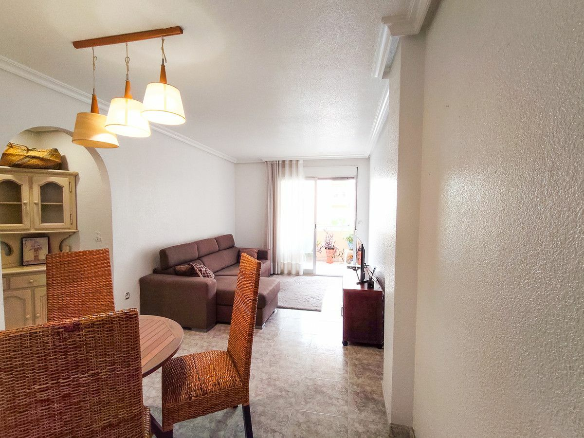 2-bedroom Apartment In Guardamar Del Segura, Spain (75 M²)