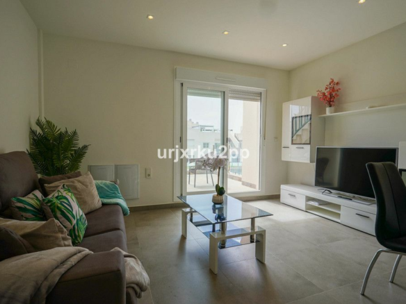 2-bedroom Apartment In Torrevieja, Spain (75 M²)
