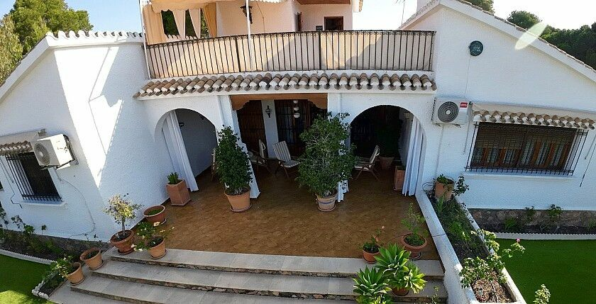 5-bedroom Villa In Orihuela Costa, Spain (750 M²)