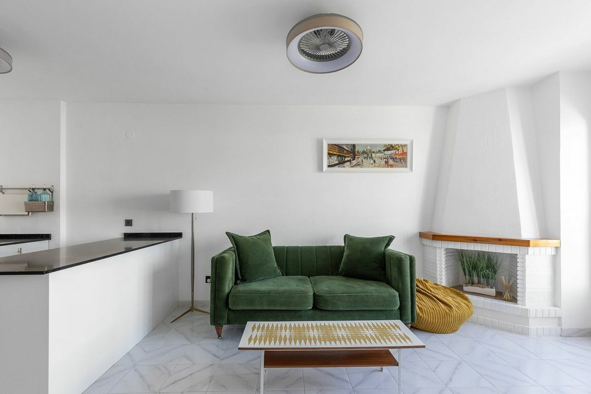 1-bedroom Apartment In Torrevieja, Spain (51 M²)