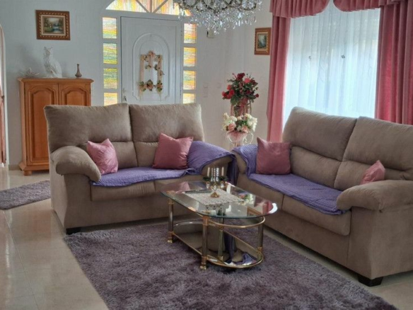 3-bedroom House In Benferri, Spain (265 M²)