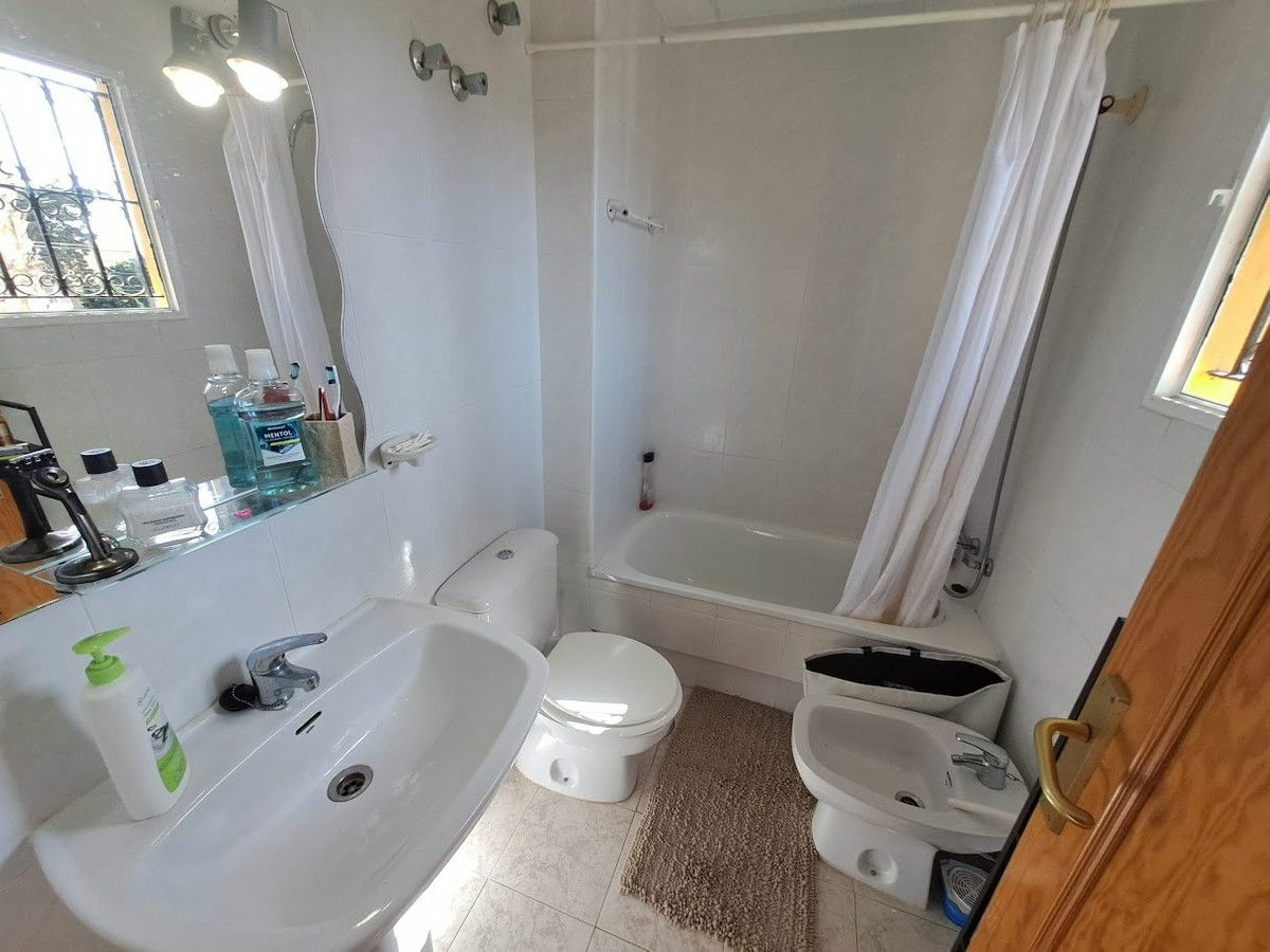 2-bedroom Apartment In Torrevieja, Spain (60 M²)