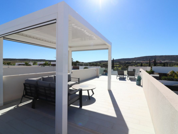 3-bedroom Villa In Algorfa, Spain (118 M²)