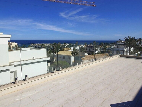 5-bedroom Villa In Orihuela Costa, Spain (306 M²)