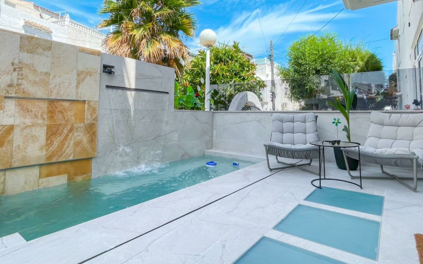 3-bedroom Terraced House In Torrevieja, Spain (160 M²)