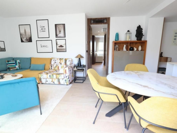 3-bedroom Apartment In Algorfa, Spain (91 M²)