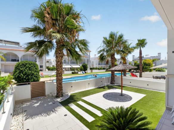 2-bedroom Apartment In Rojales, Spain (82 M²)