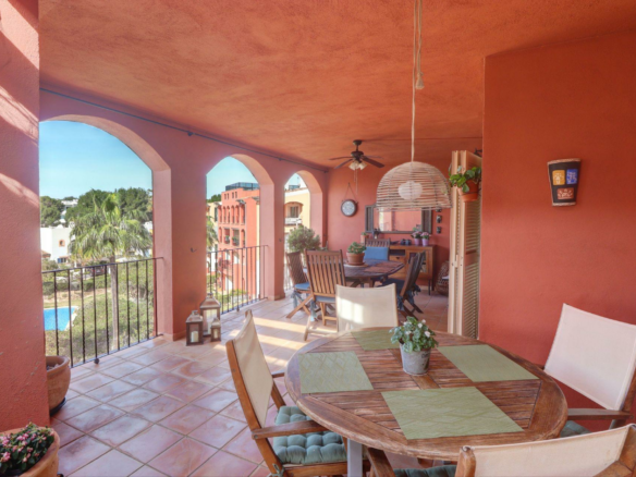 3-bedroom Penthouse In Calvià, Spain (194 M²)