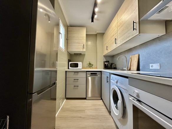 1-bedroom Apartment In Torrevieja, Spain (60 M²)