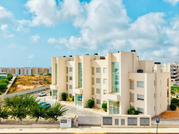 2-bedroom Apartment In Orihuela Costa, Spain (93 M²)