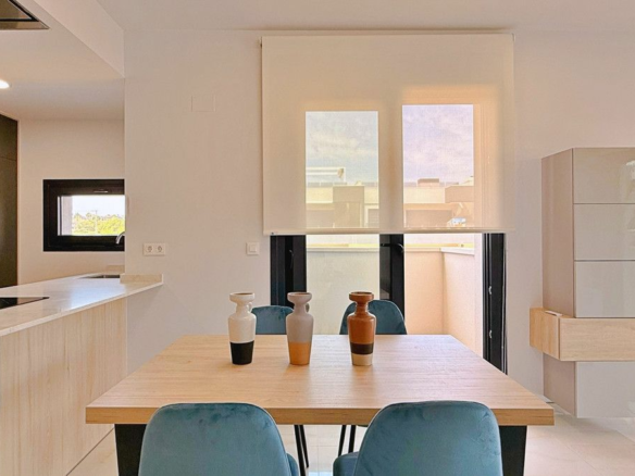 2-bedroom Apartment In Torrevieja, Spain (83 M²)