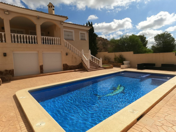 5-bedroom Villa In Algorfa, Spain (300 M²)