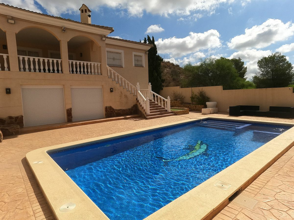 5-bedroom Villa In Algorfa, Spain (300 M²)