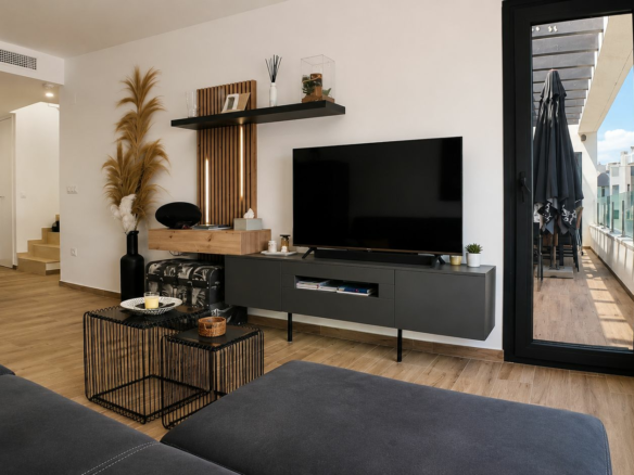 3-bedroom Penthouse In Orihuela Costa, Spain (96 M²)