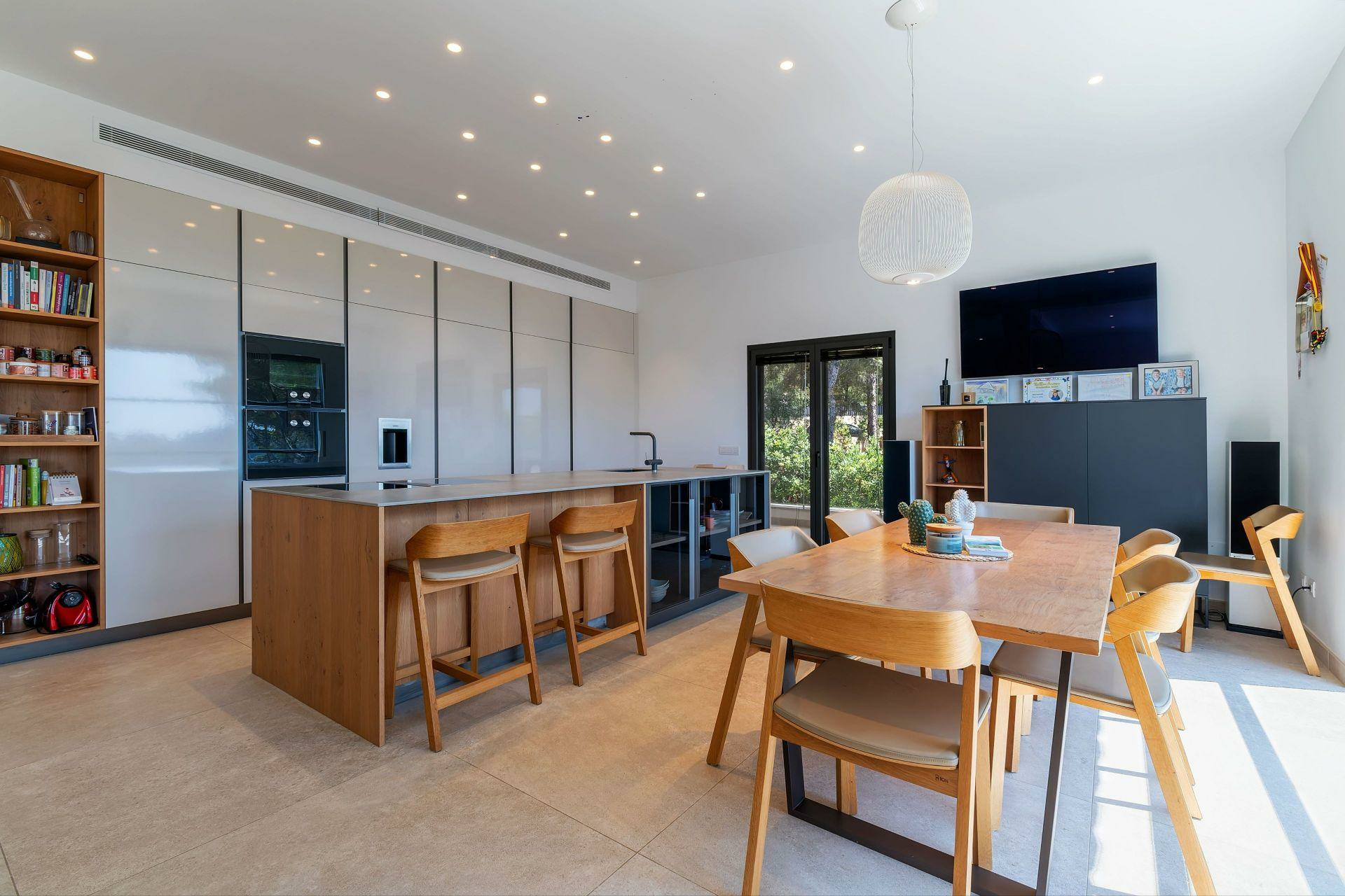 4-bedroom Villa In Calvià, Spain (526 M²)