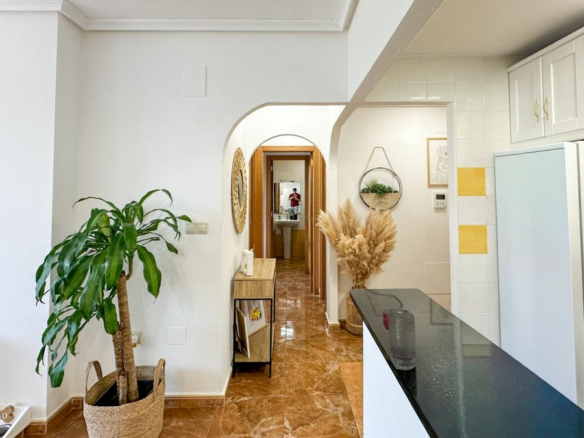 2-bedroom Apartment In Guardamar Del Segura, Spain (70 M²)