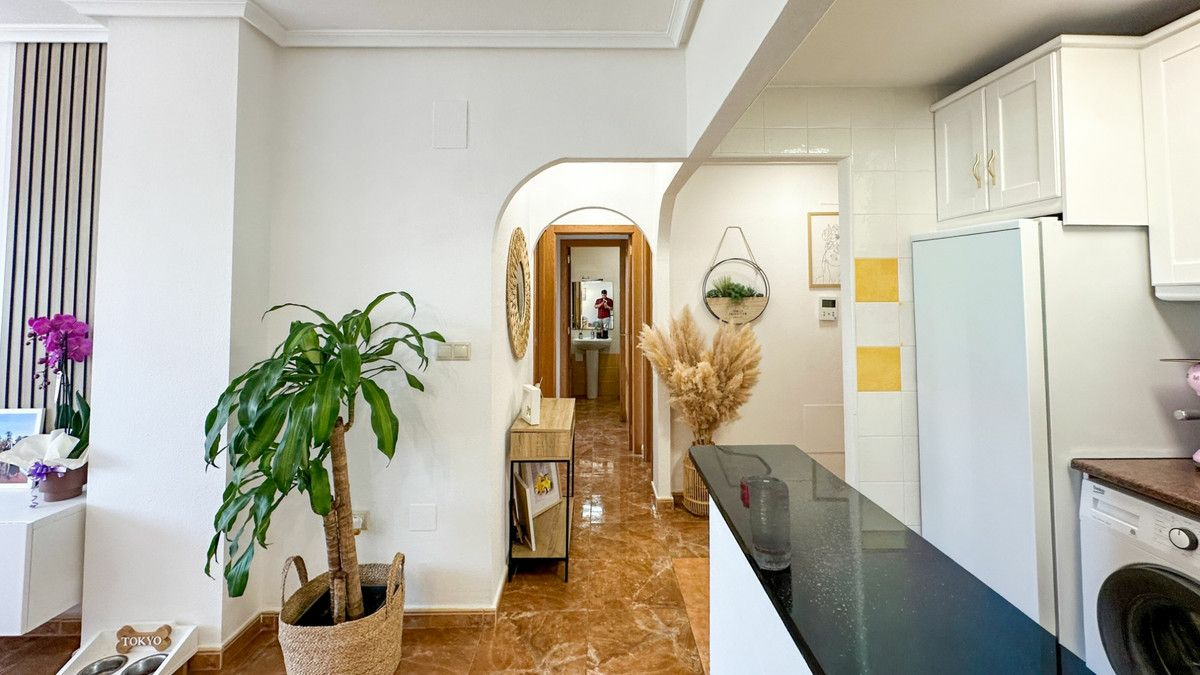 2-bedroom Apartment In Guardamar Del Segura, Spain (70 M²)