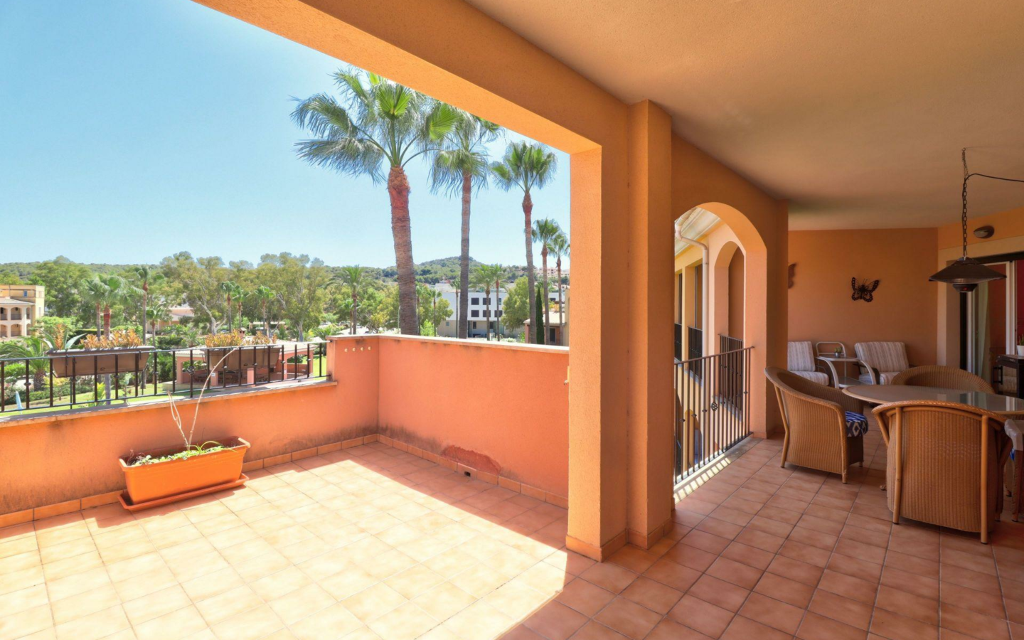3-bedroom Penthouse In Calvià, Spain (160 M²)