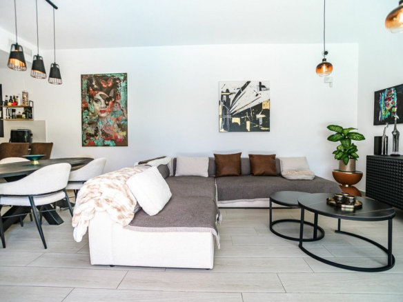 3-bedroom Villa In Algorfa, Spain (120 M²)