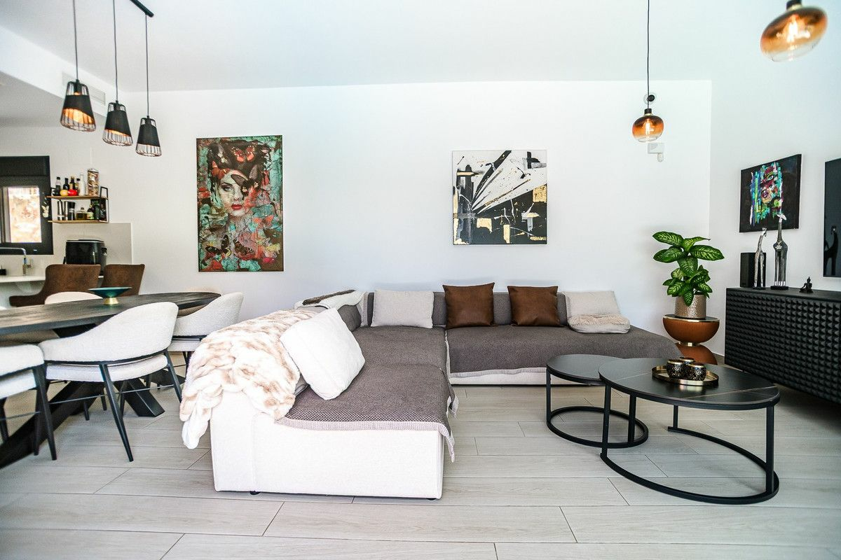 3-bedroom Villa In Algorfa, Spain (120 M²)