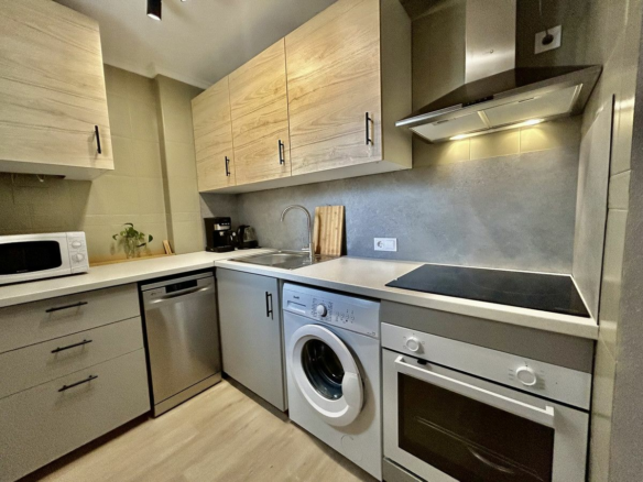 1-bedroom Apartment In Torrevieja, Spain (60 M²)