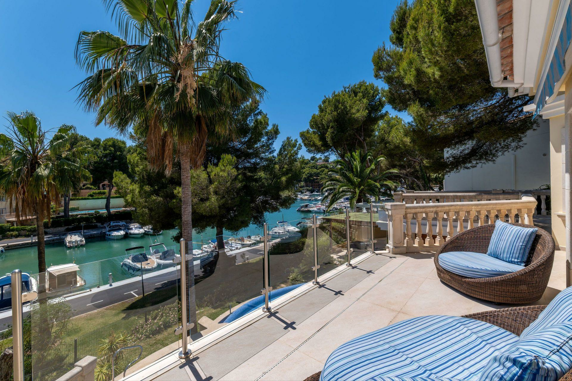 6-bedroom Villa In Calvià, Spain (614 M²)