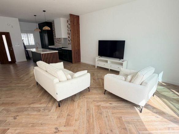 3-bedroom House In Catral, Spain (122 M²)