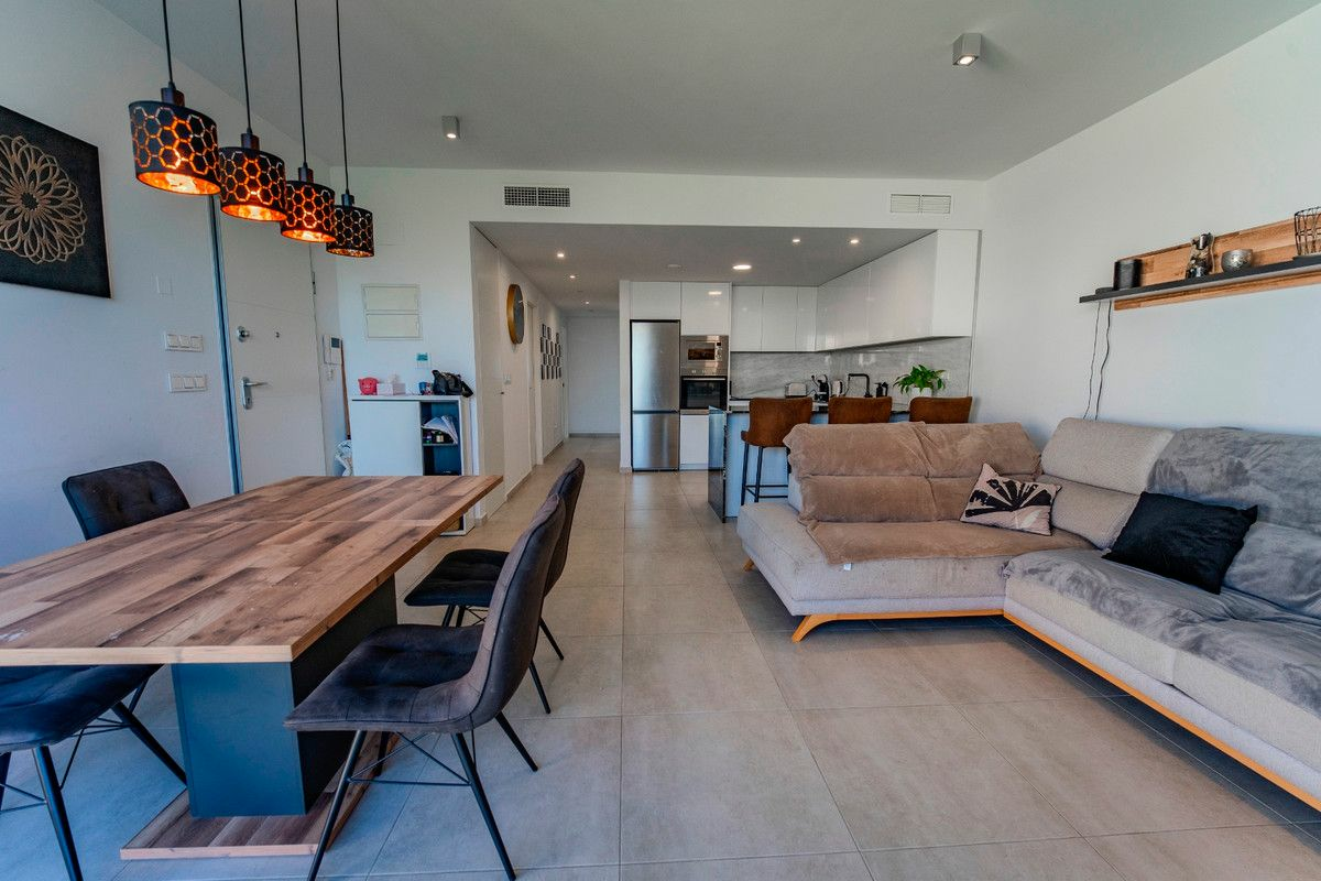 3-bedroom Villa In Benijofar, Spain (162 M²)