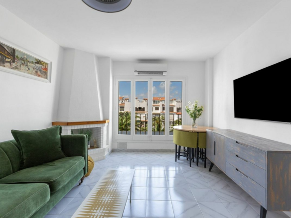 1-bedroom Apartment In Torrevieja, Spain (51 M²)