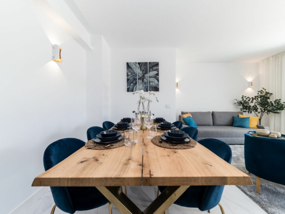 2-bedroom Apartment In Torrevieja, Spain (90 M²)