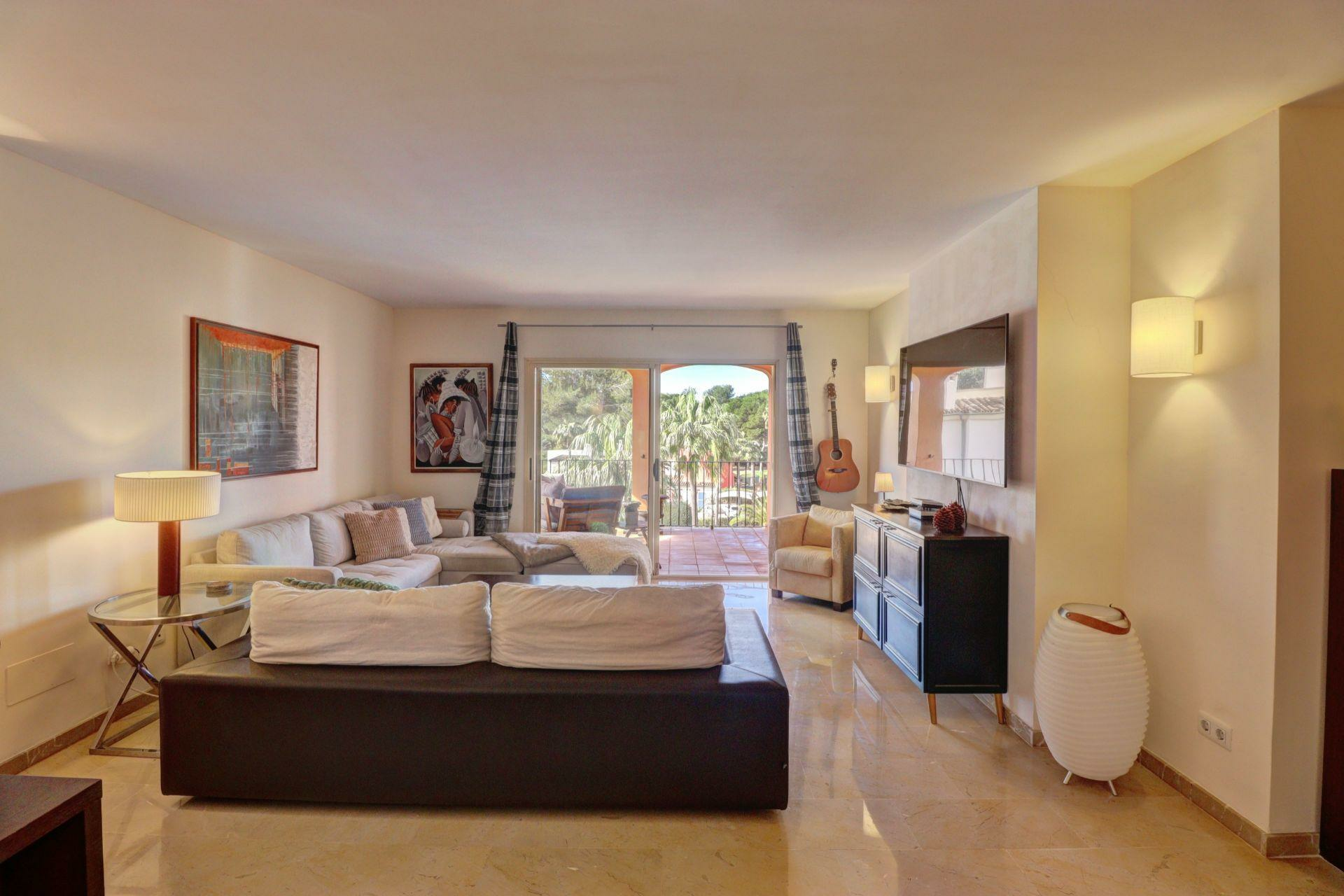 2-6-32243b 3-bedroom Penthouse In Calvià, Spain (194 M²)