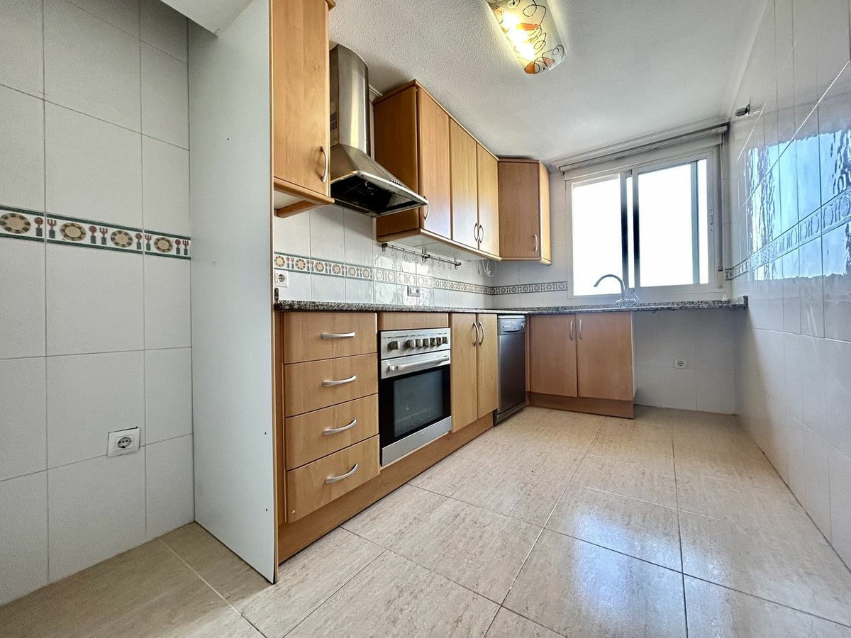 2-bedroom Apartment In Torrevieja, Spain (70 M²)